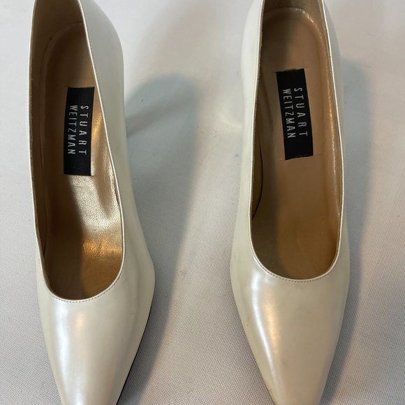 Stuart Weitzman Off White Pump w/Gold Mirror Heels 8.5 B - Picture 4 of 8